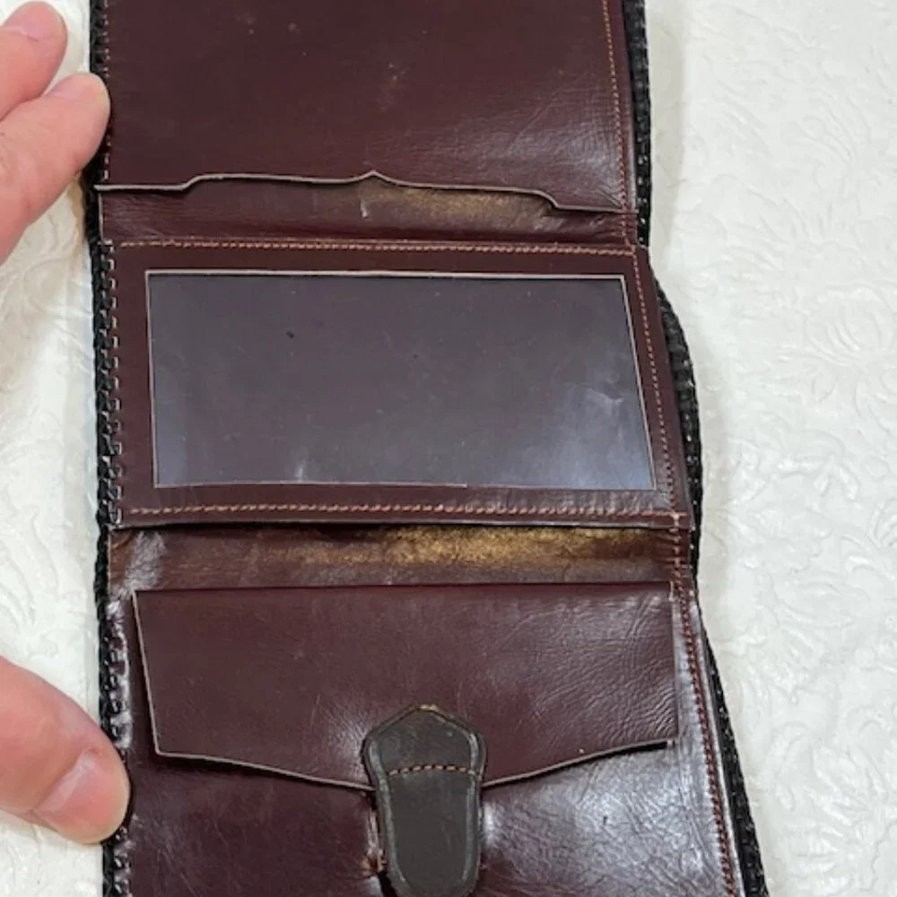 VTG Black Leather Trifold Tooled Stitched Wallet